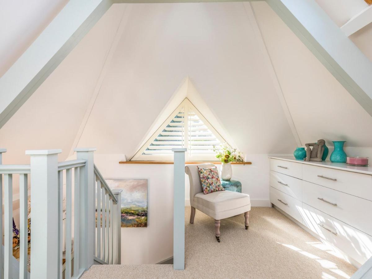 Pass The Keys Peaceful And Beautiful 1 Bedroom Barn Conversion Чічестер Екстер'єр фото