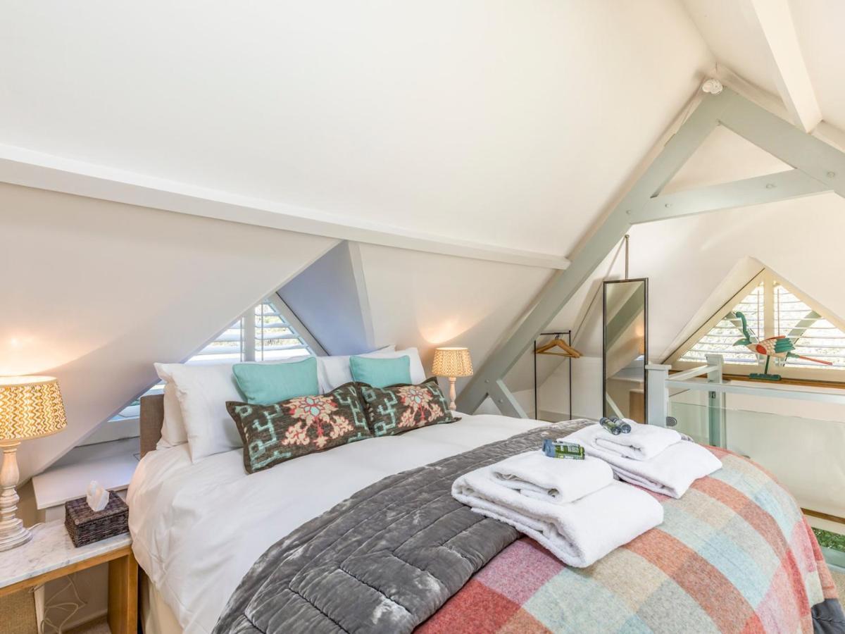 Pass The Keys Peaceful And Beautiful 1 Bedroom Barn Conversion Чічестер Екстер'єр фото