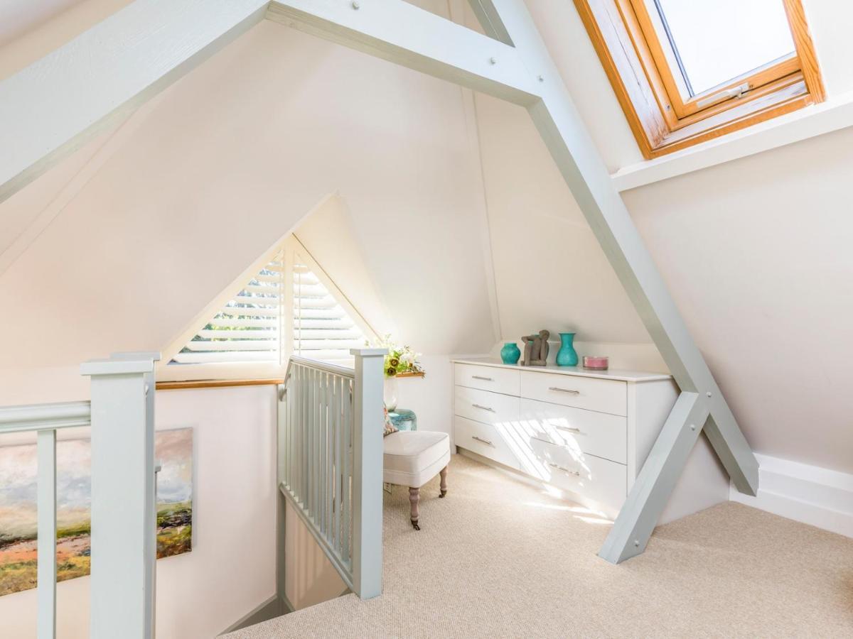Pass The Keys Peaceful And Beautiful 1 Bedroom Barn Conversion Чічестер Екстер'єр фото